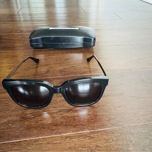 GENTLE MONSTER Black Square Sunglasses